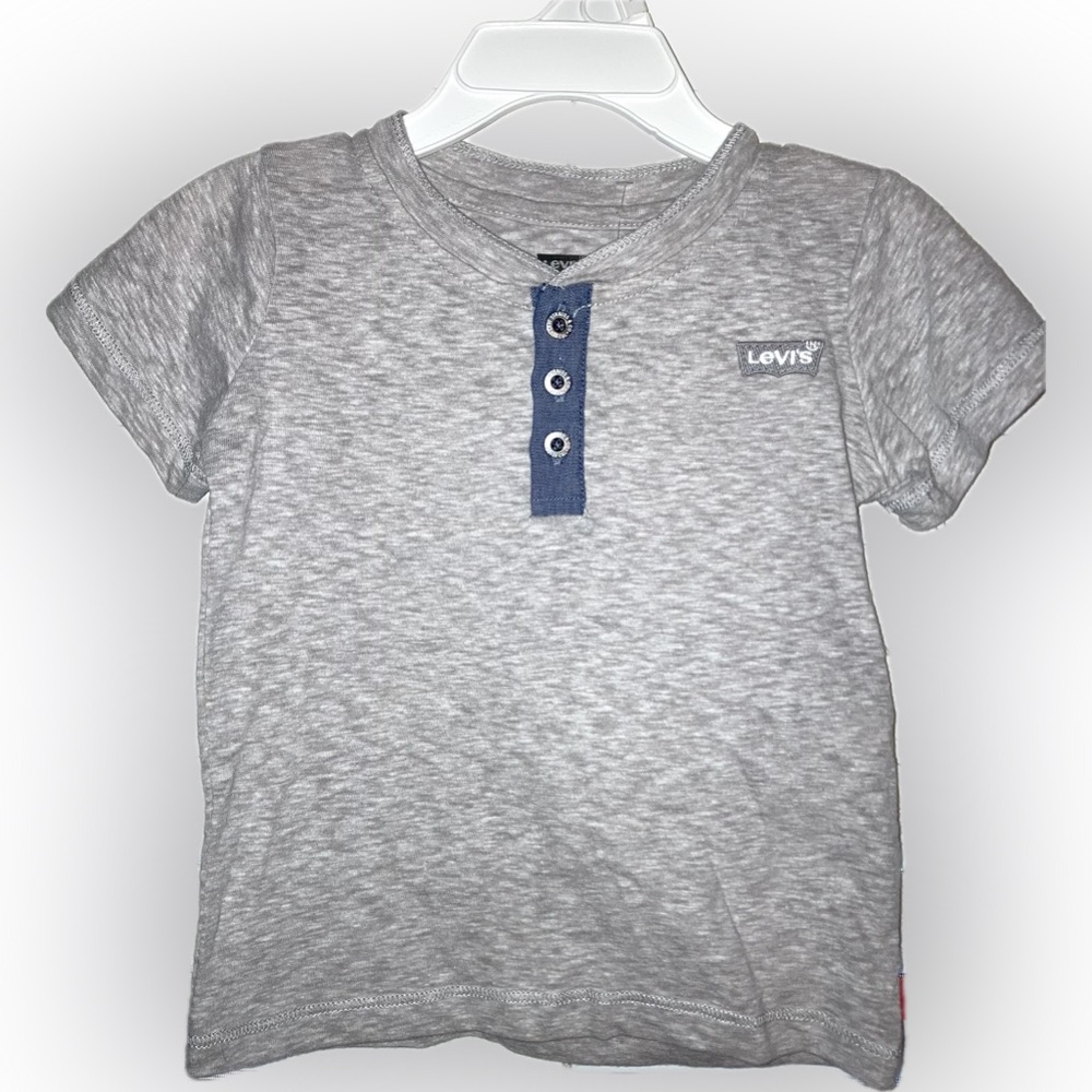 Boys Levi’s Shirt, size 24 months